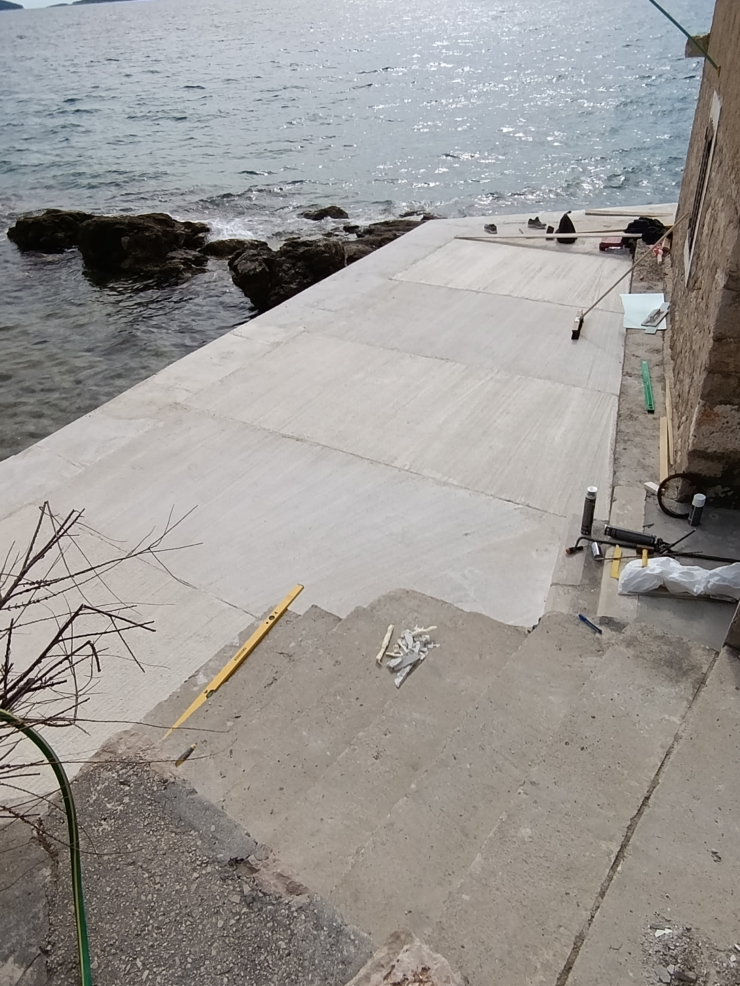 Projekt: Sanacija rive Kekino žalo - Prvić Luka